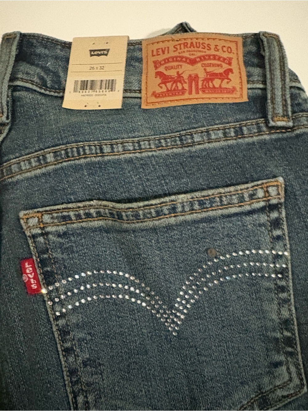 Levi's Women's Medium Blue Boot-Cut Jeans - Picture 10 of 12